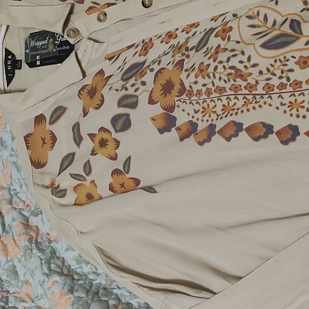 Button Tunic - Picture 9 of 15